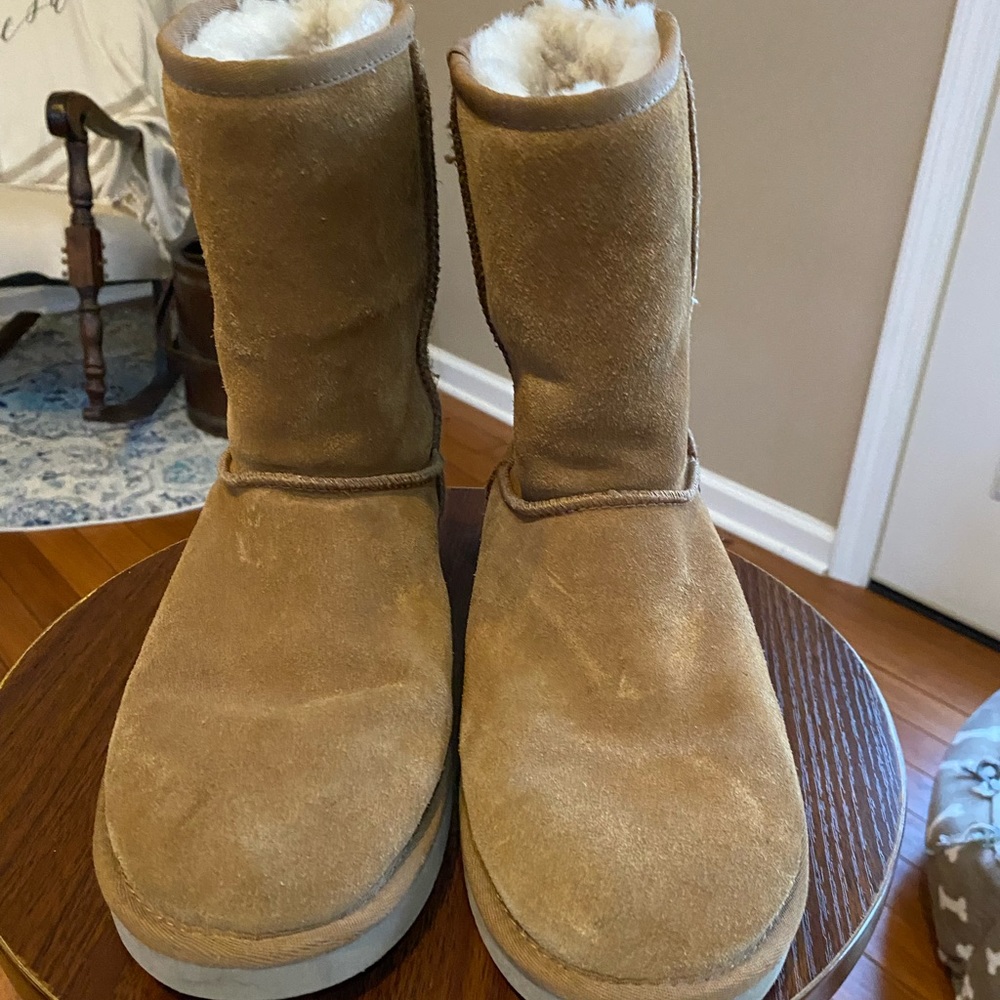 Koolaburra by Ugg- women’s boot- size 11